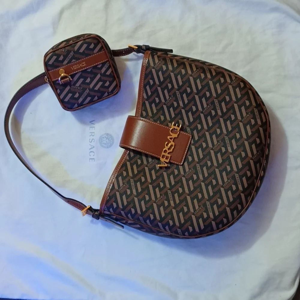 Versace Monogram Greca Coated Canvas Hobo bag w/Greca Printed Compact Zip Wallet - Picture 2 of 16